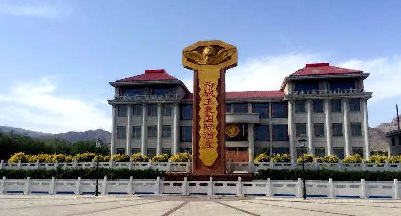 进入宁夏产区红葡萄酒世界的大门，你只差这篇入门微信